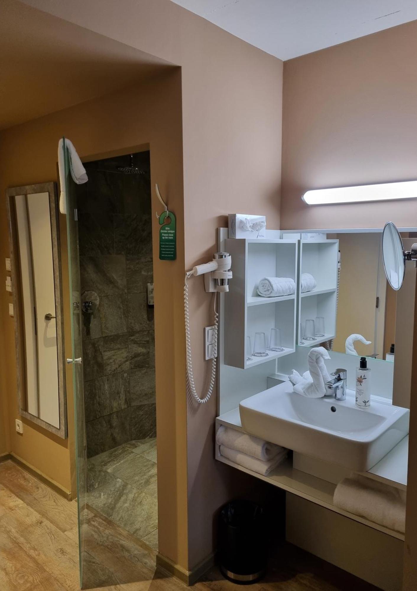 Cubo Sport & Art Hotel Санкт-Йоганн Экстерьер фото